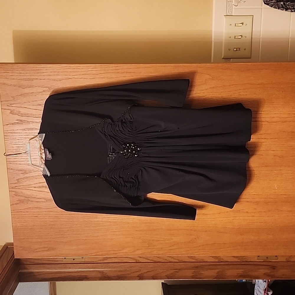 DRESSY 2 piece top w/ shrug size 12